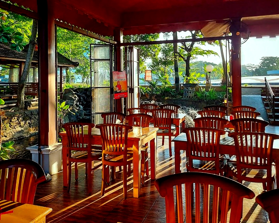 10 Restoran Keluarga di Solo, Enak dan Harga Bersahabat
