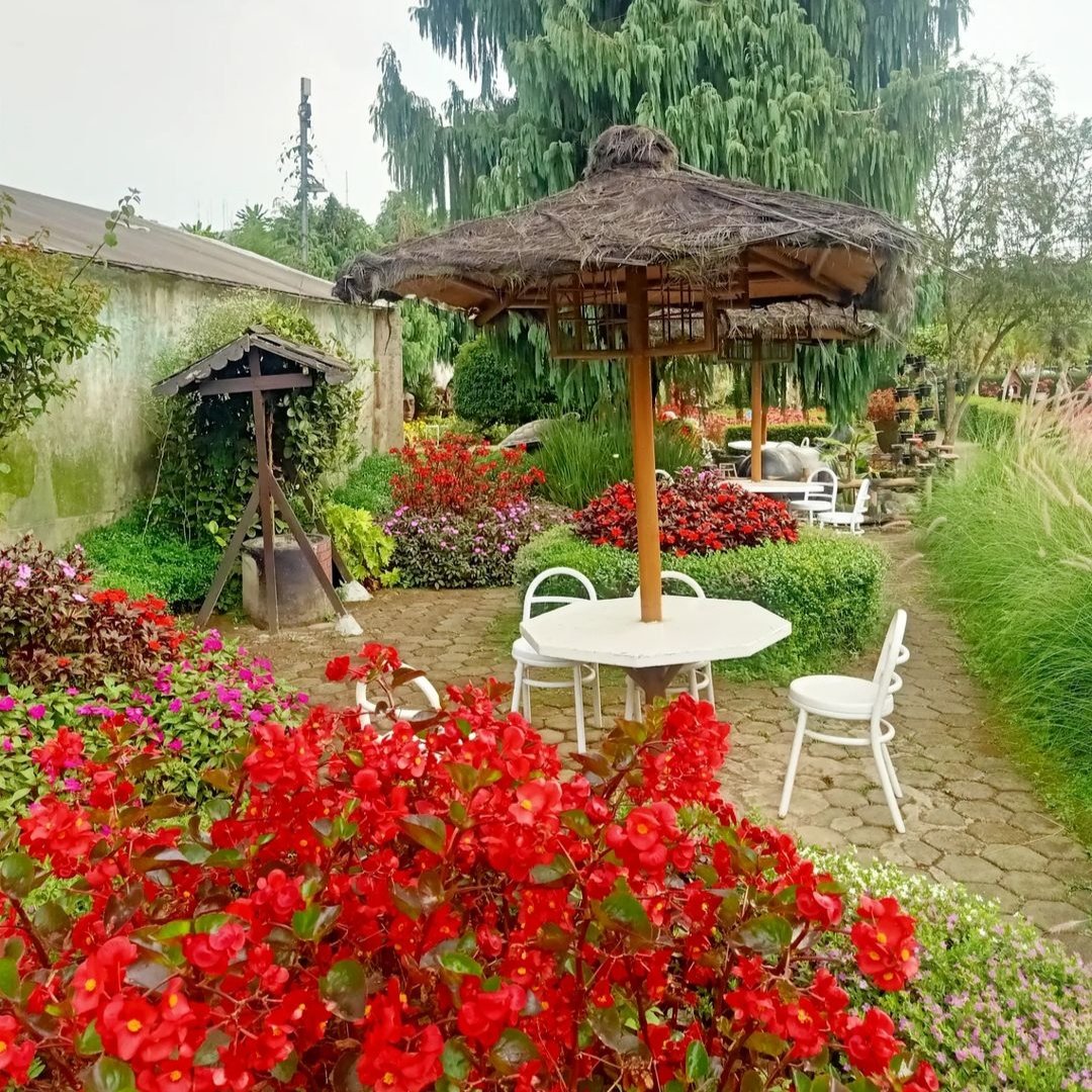 10 Wisata Taman Bunga di Bandung, View Cantik Vibe Romantis!