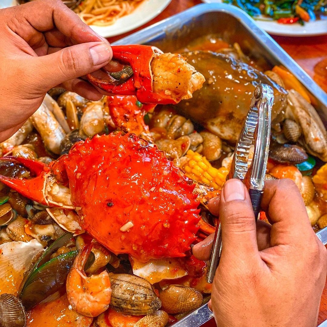 10 Tempat Makan Seafood di Bogor, Cocok Buat Rame-Rame