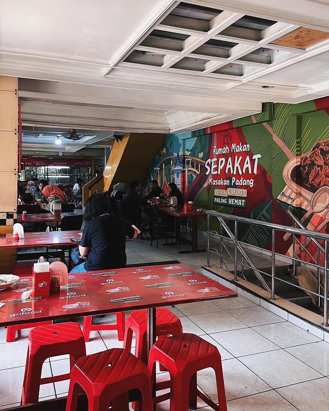 restoran-tertua-di-jakarta-10