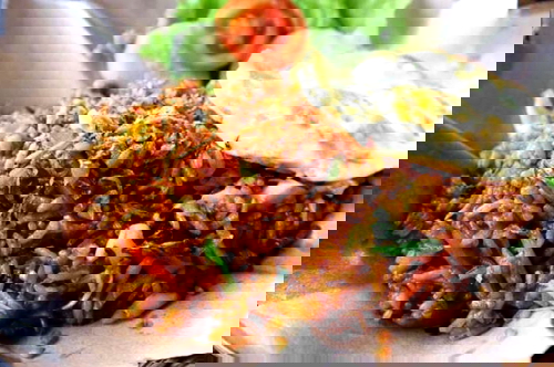 Resep Nasi Goreng Abang-Abang Gerobak. Sisca Kohl Lewat!