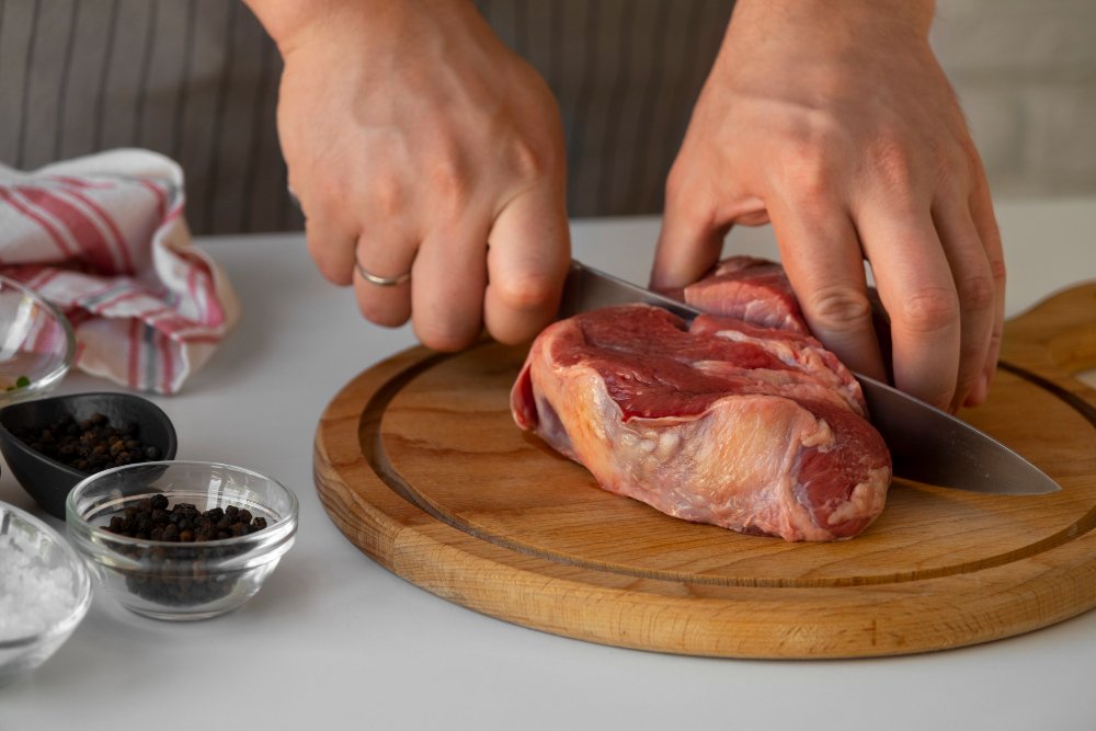 Cara Menyimpan Daging Kurban di Kulkas Agar Awet, Ini Tipsnya