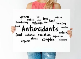 Air Kelapa mengandung antioksidan