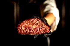 Apa Itu Dry Aged Steak dan Mengapa Harganya Mahal?