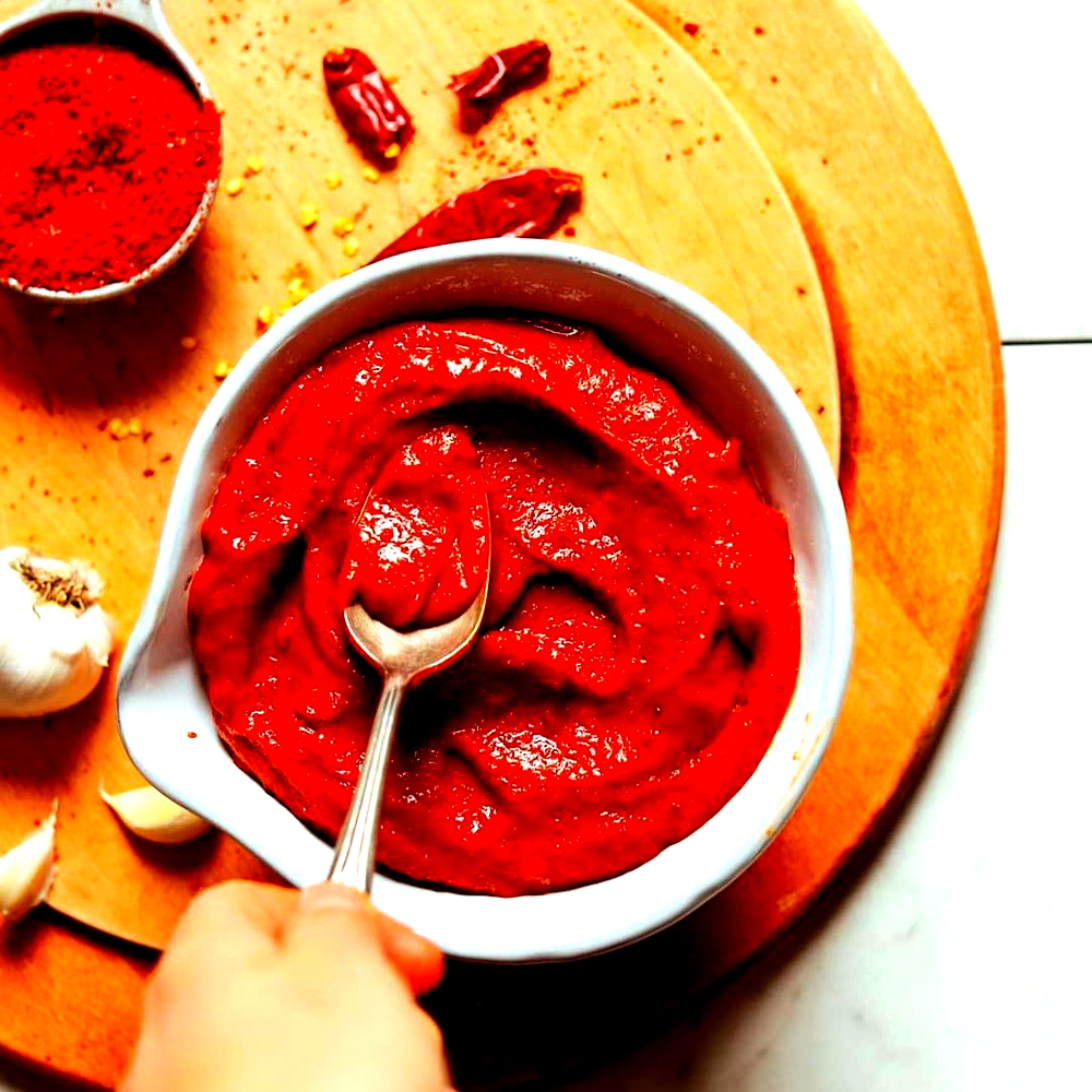 Wajib Ada di Masakan Korea, Apakah Gochujang Halal?