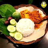 10 Tempat Makan Ayam Goreng Enak di Bogor