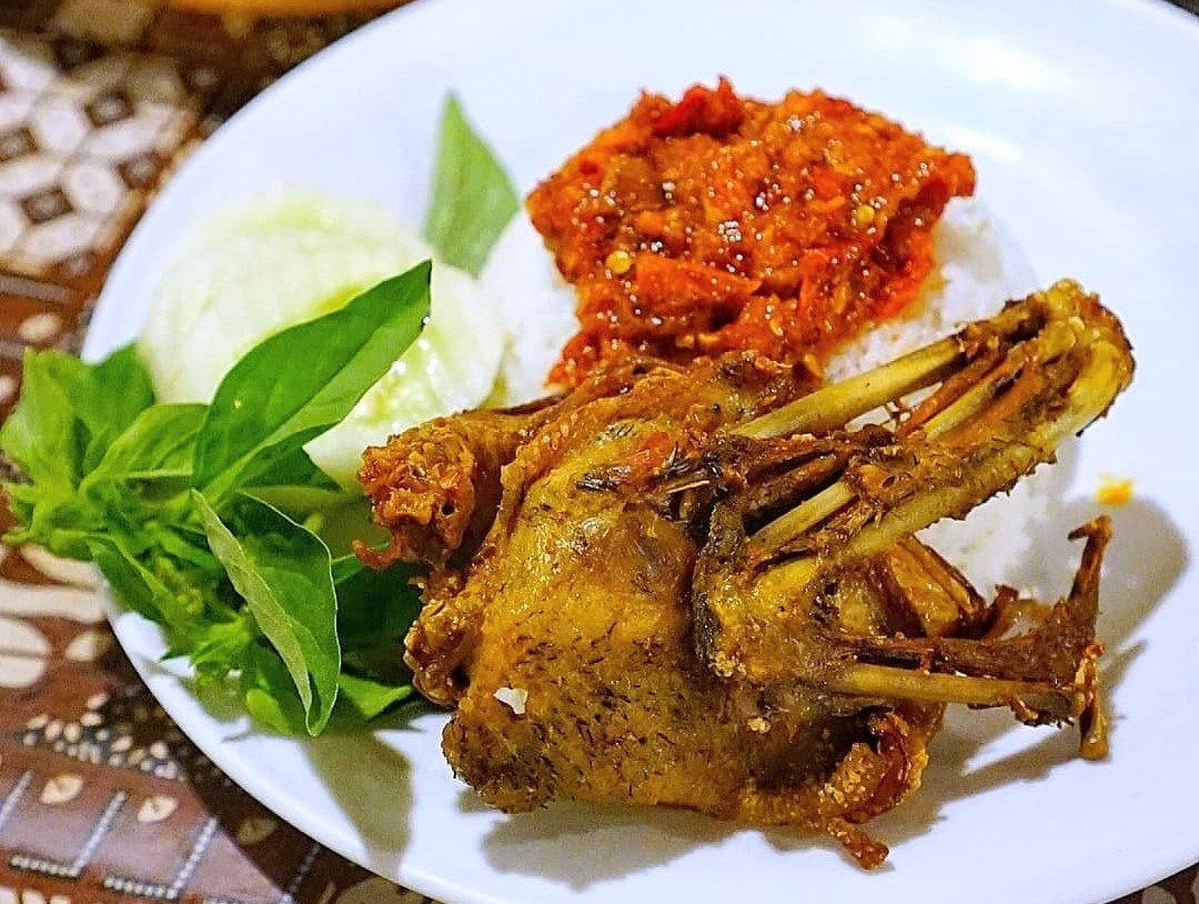 10 Ayam Goreng Enak di Jogja, Banyak yang Legendaris!