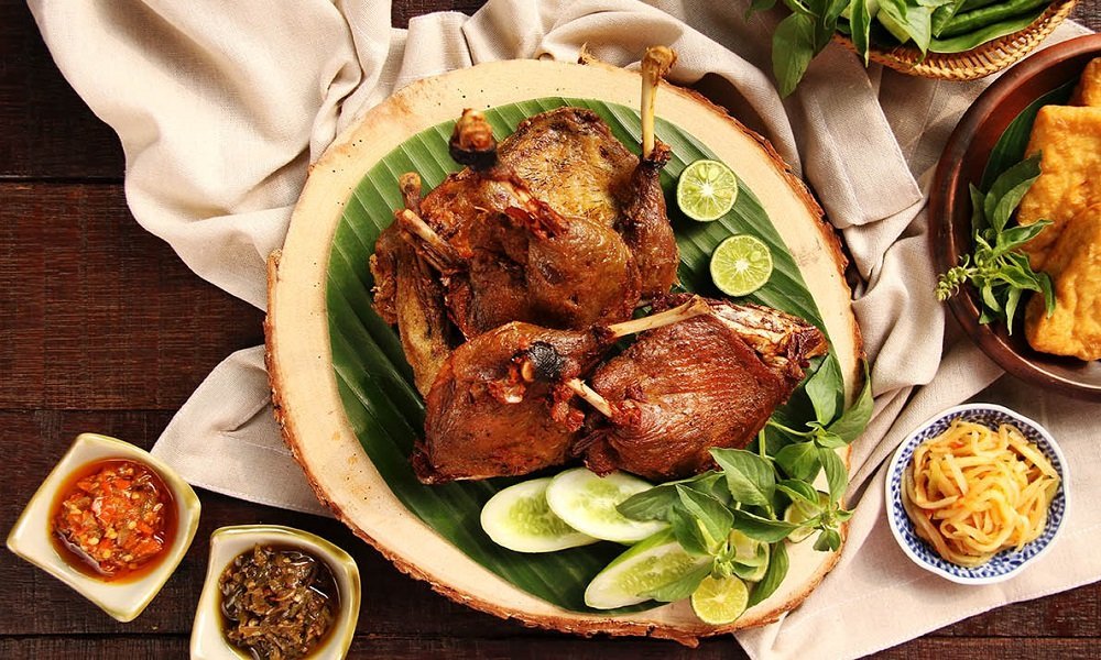 8 Menu Indonesia untuk Maniak Kuliner Daging Bebek