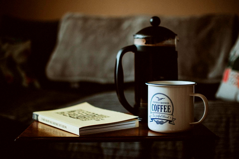 8 Book Cafe di Surabaya buat Pencinta Kopi dan Literasi
