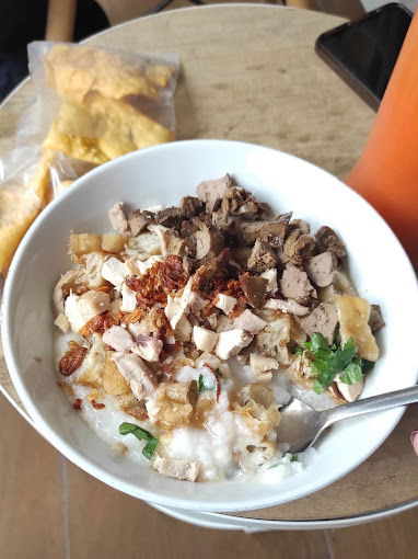 bubur-ayam-enak-di-jakarta-barat-01