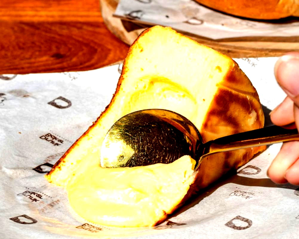 10 Burnt Cheesecake Bandung yang Lumer dan Bikin Nagih!