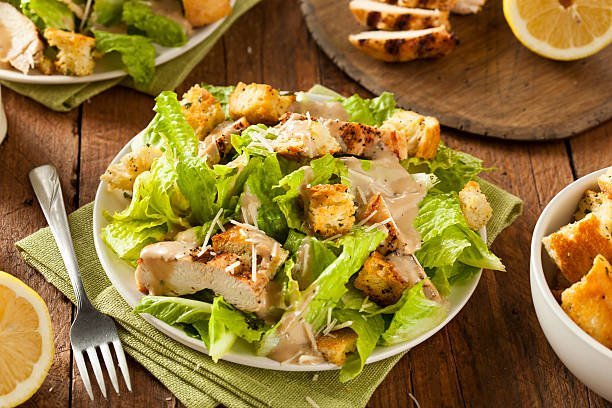 Resep Caesar Salad Segar yang Gurih Menggoda Selera