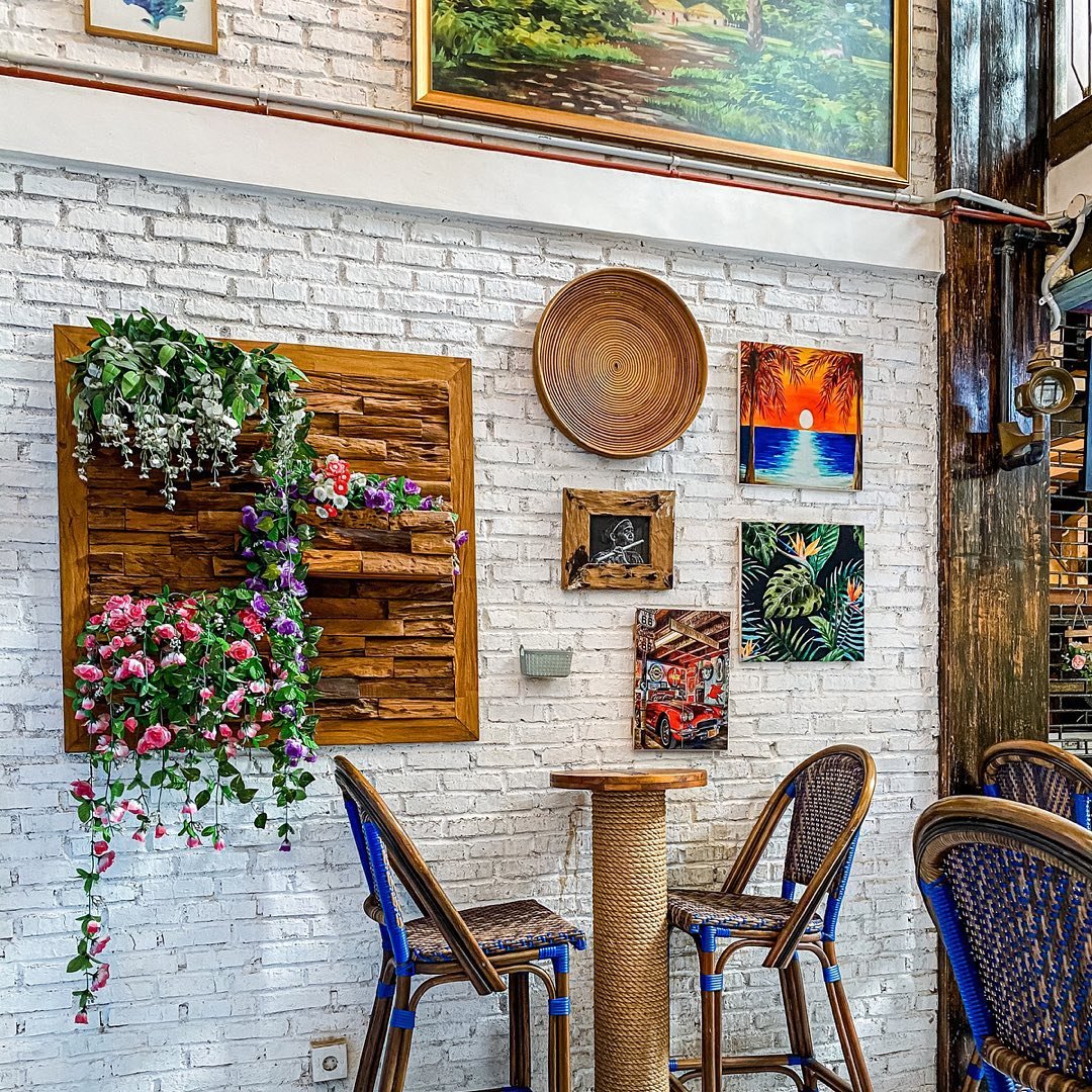 10 Cafe di Jakarta Pusat yang Bagus dan Wifi-nya Kencang