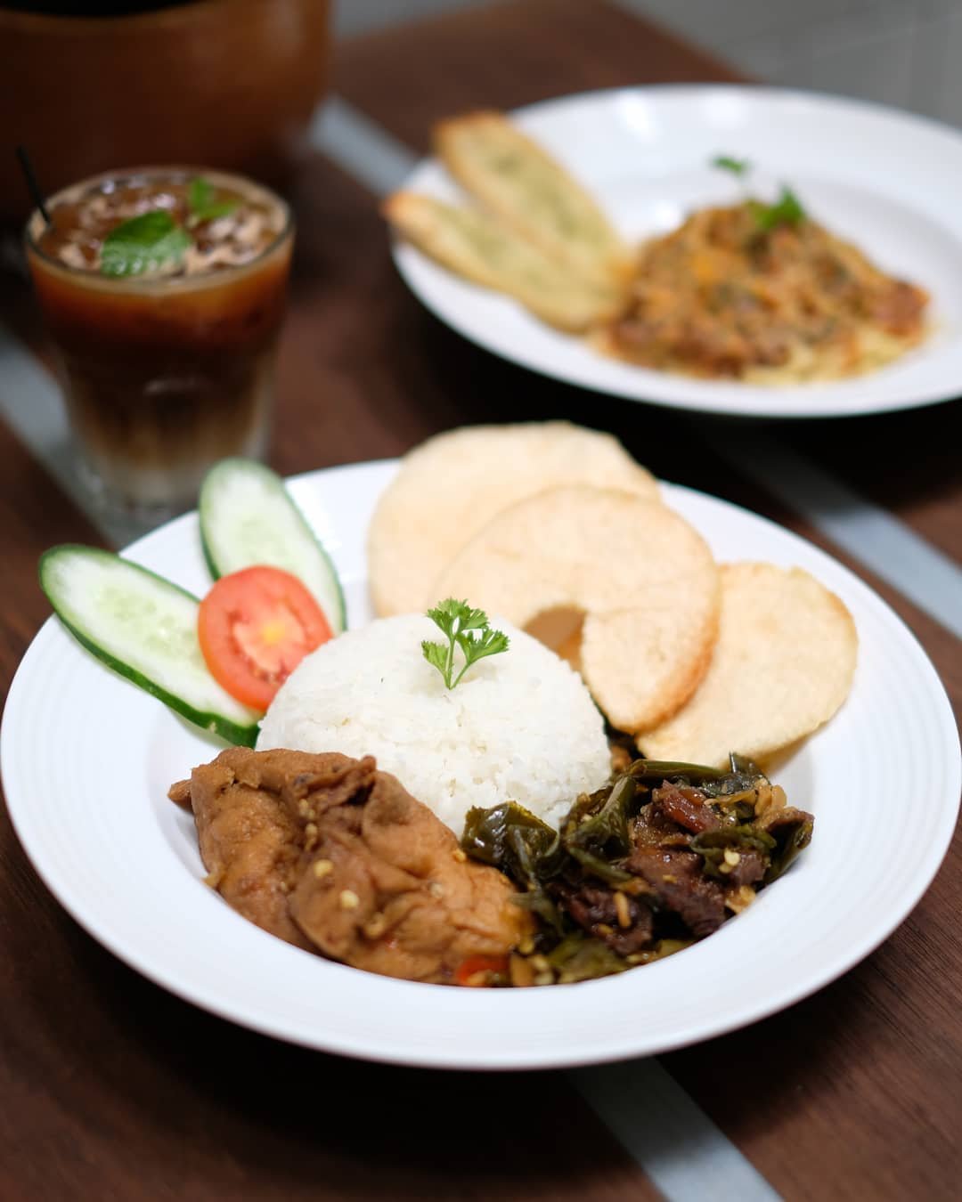 10 Cafe Instagramable di Bekasi. Asik Buat Work From Cafe