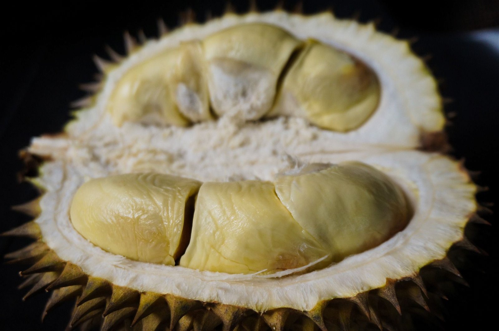 Cara Menghilangkan Bau Durian yang Super Mengganggu