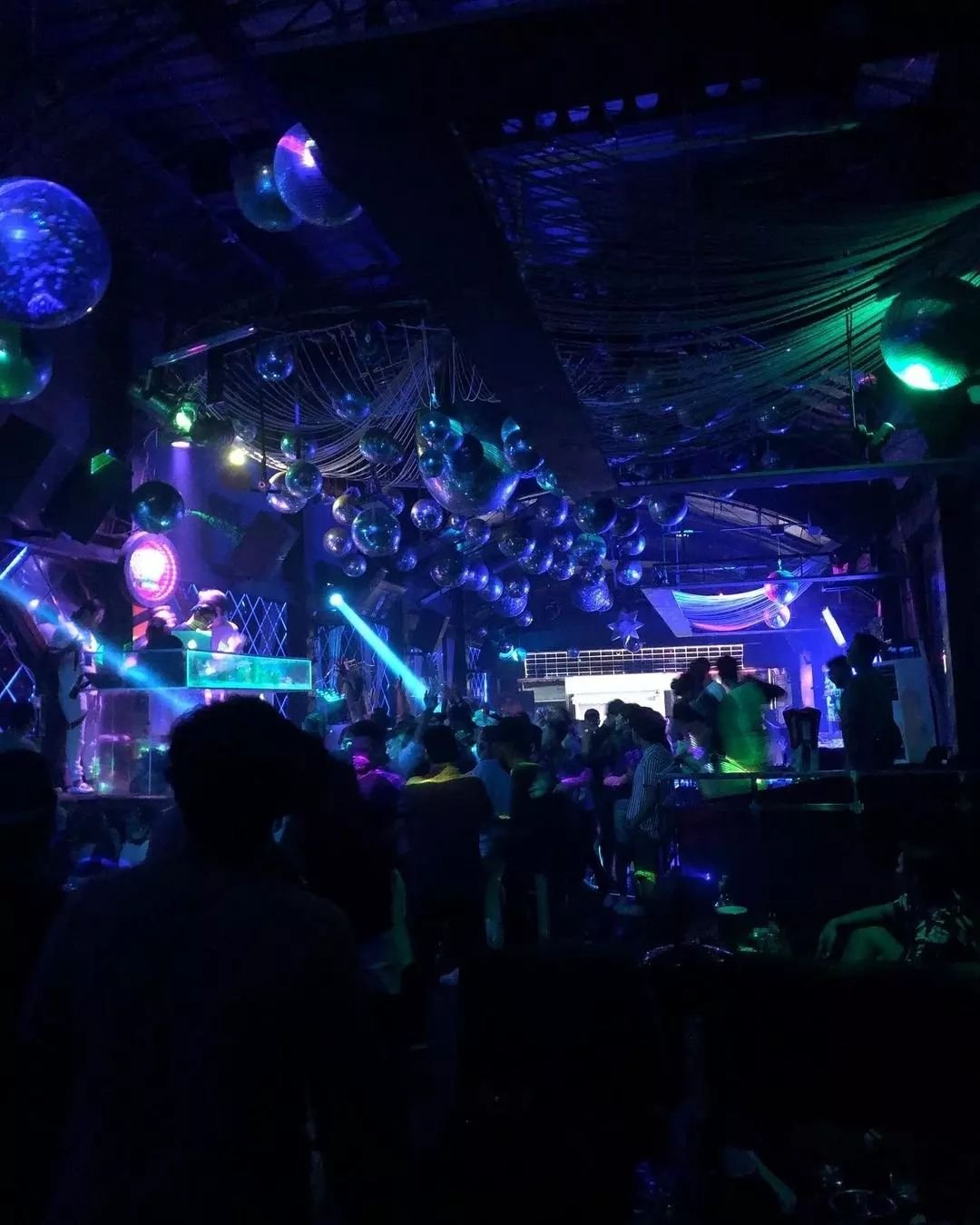 best-nightclub-in-bali-6