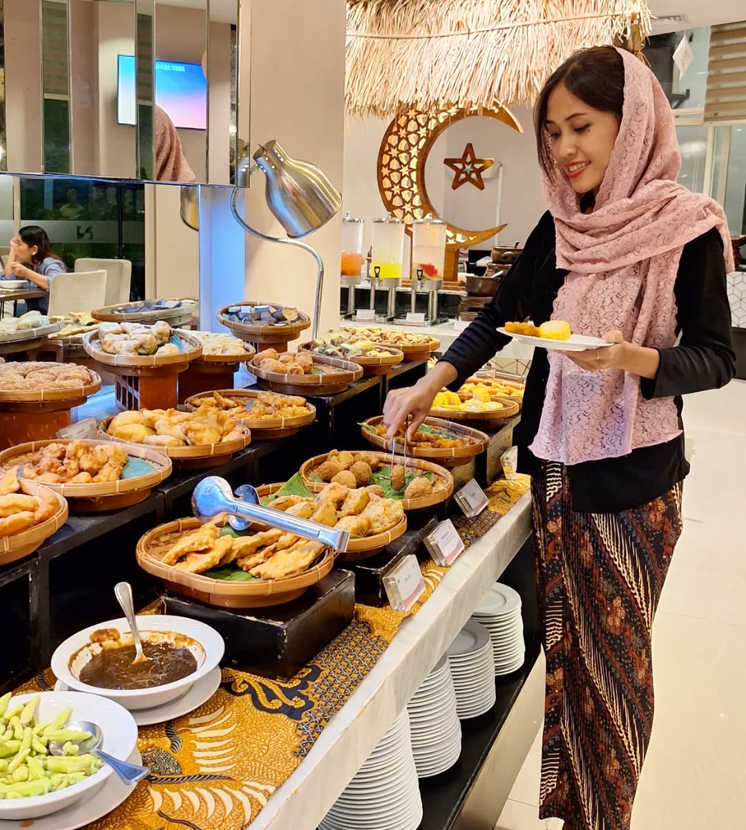 iftar-buffet-hotel-surabaya-2025-03