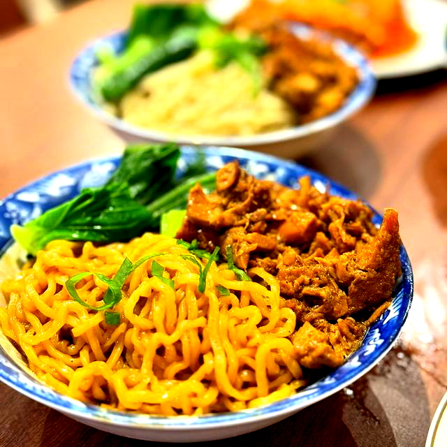 10 Rekomendasi Kuliner di Pasar Cihapit Bandung yang Enak