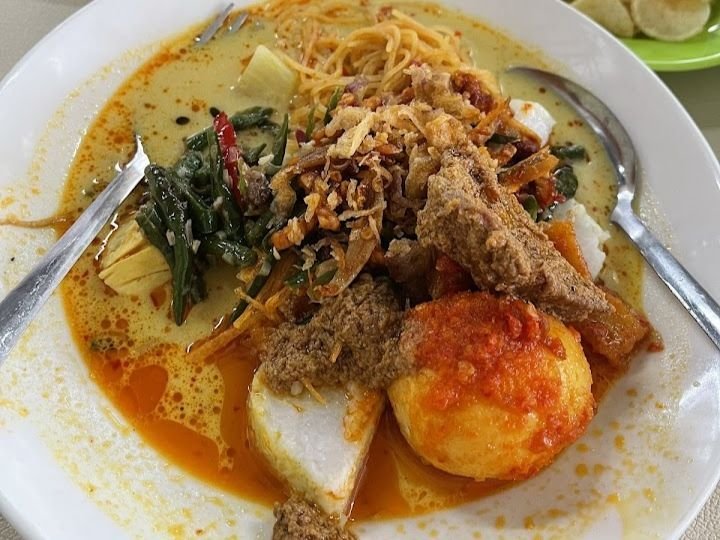 10 Kuliner Kaki Lima Radio Dalam, Makan Enak Dompet Aman!