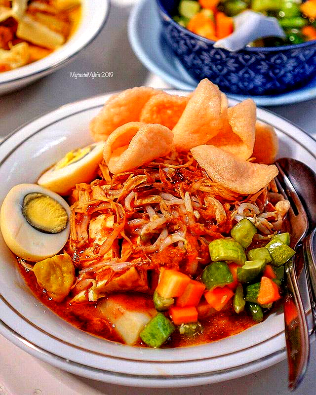 Favorit Buat Sarapan, Ini 10 Kupat Tahu Enak di Bandung