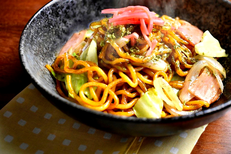 10 Makanan Khas Jepang Paling Enak. Wajib Coba Kalau ke Sana