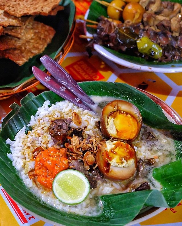 10 Nasi Gandul Enak di Semarang, Awas Ketagihan!