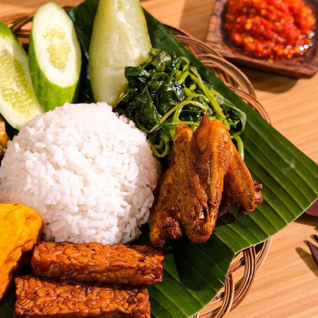 nasi-tempong-di-jakarta-02