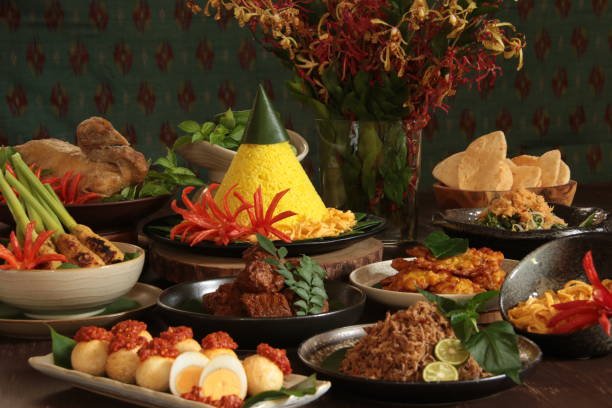 tradisi kuliner unik di indonesia
