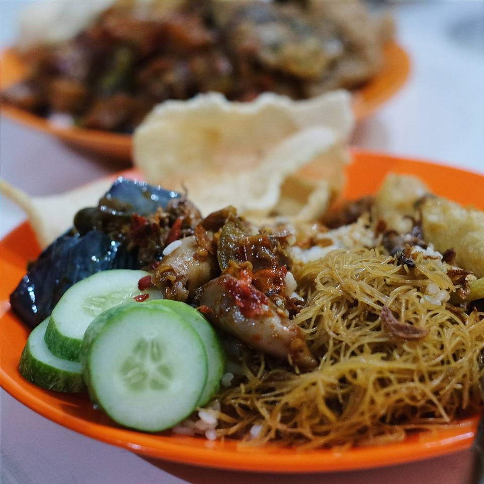 7 Nasi Uduk Enak di Jakarta Yang Gurihnya Mantap!