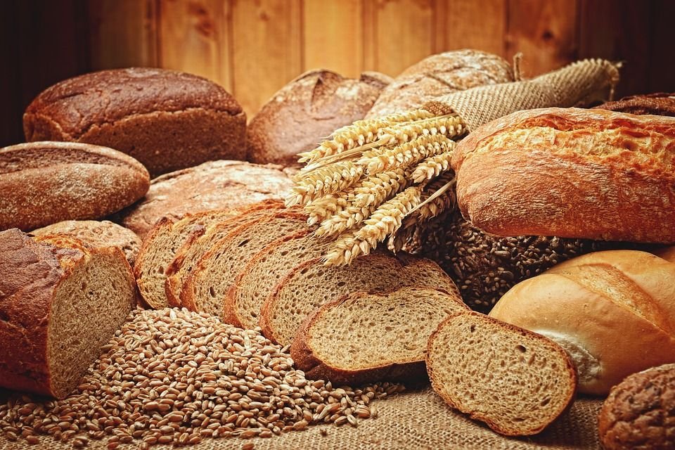 Nasi atau Roti, Mana yang Lebih Bagus buat Sarapan?