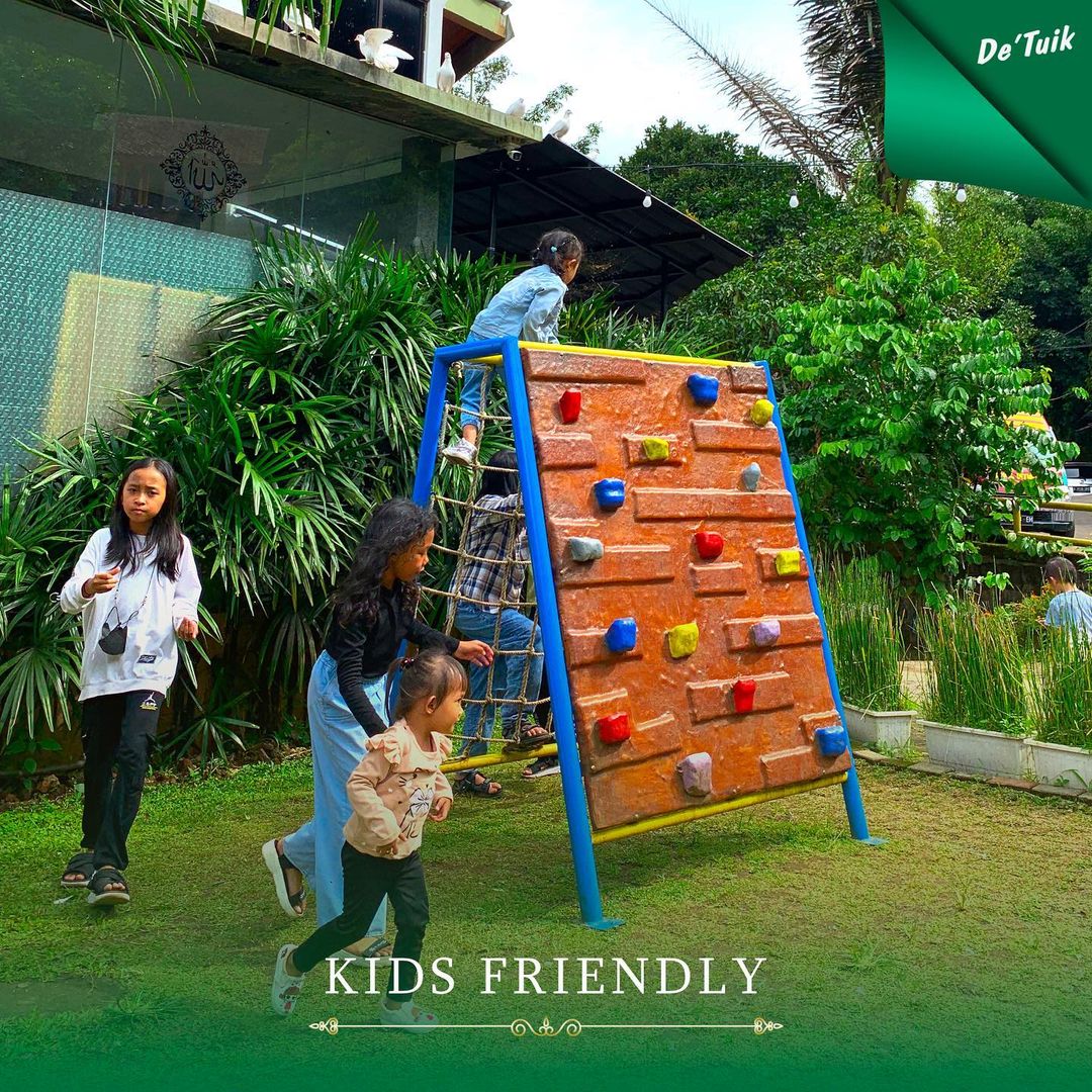 restoran-kids-friendly-di-bandung-02