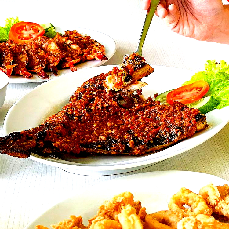 Adu Nyali dengan Makanan Pedas dari 12 Restoran Manado di Jakarta