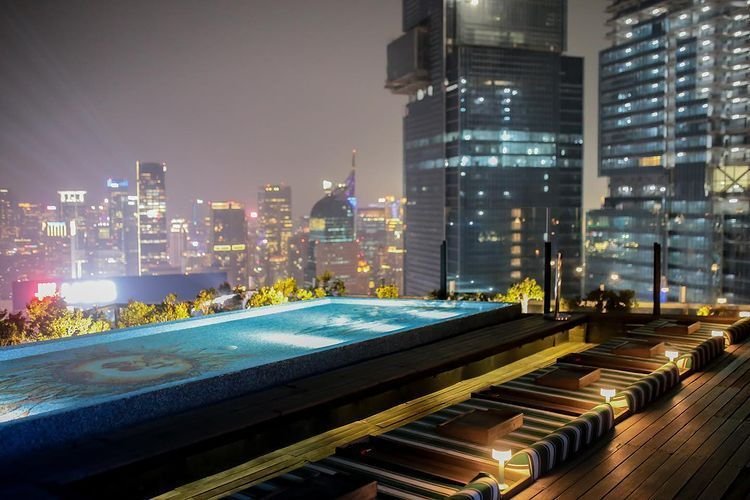 Nikmati City Lights di 12 Restoran Rooftop di Jakarta Ini