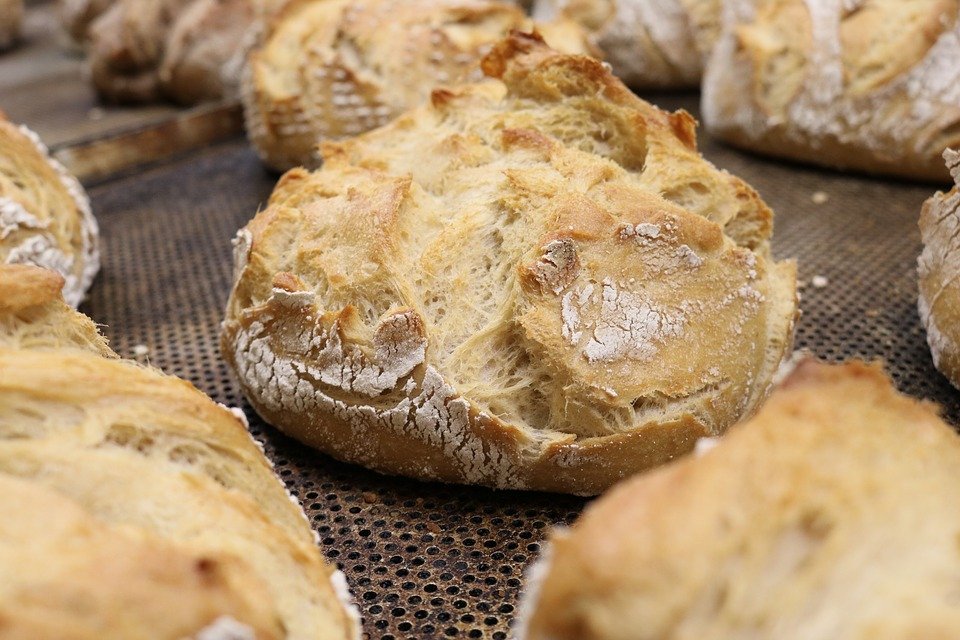 Roti Sourdough: Roti Hasil Fermentasi yang Lagi Tren