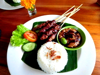 10 Sate Babi Bali Paling Enak dan Terkenal