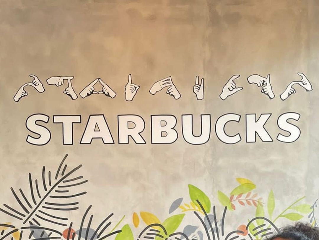 Selamat! Starbucks Buka Signing Store Pertama di Indonesia