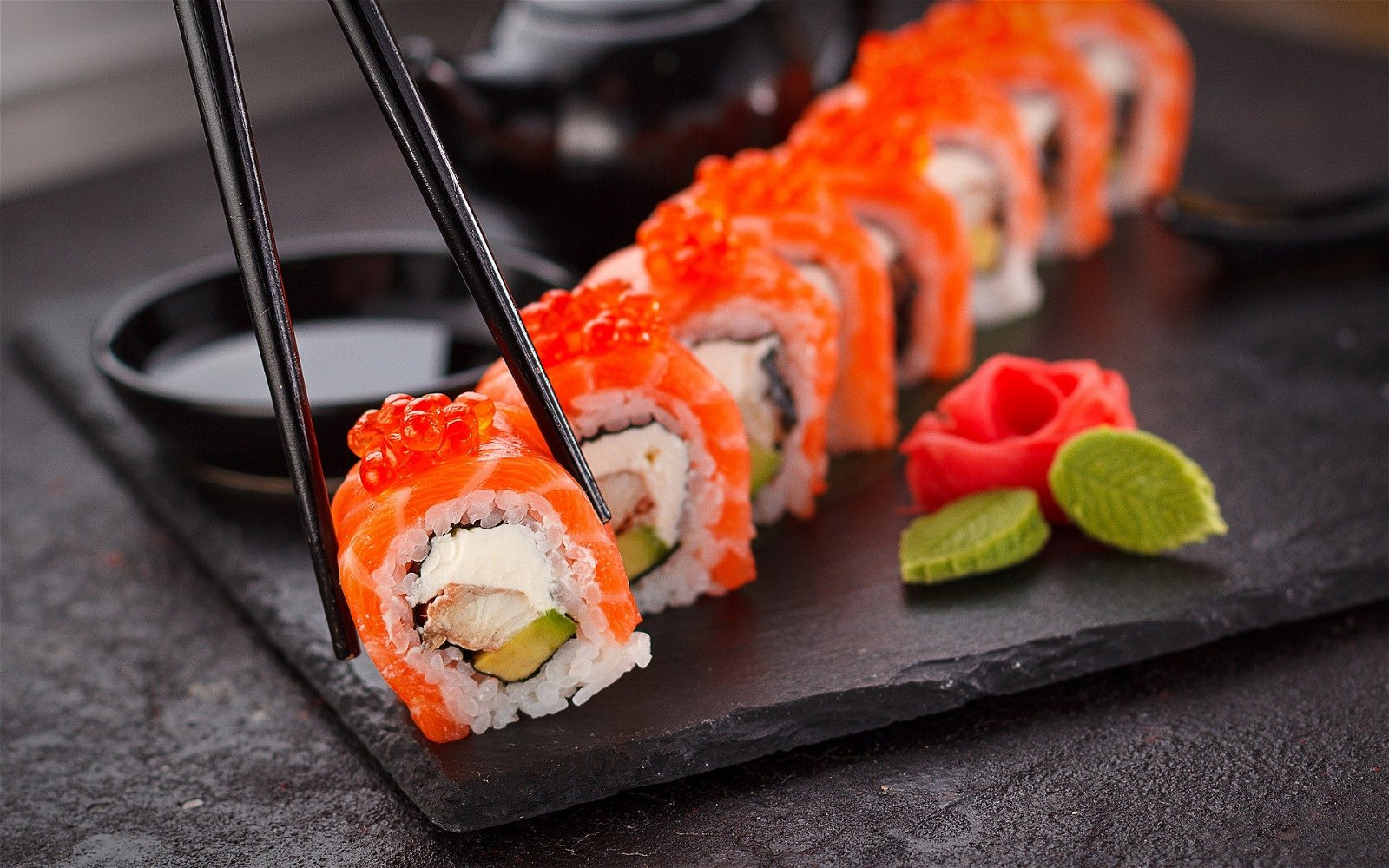 10 Sushi di Bintaro yang Autentik Nikmatnya