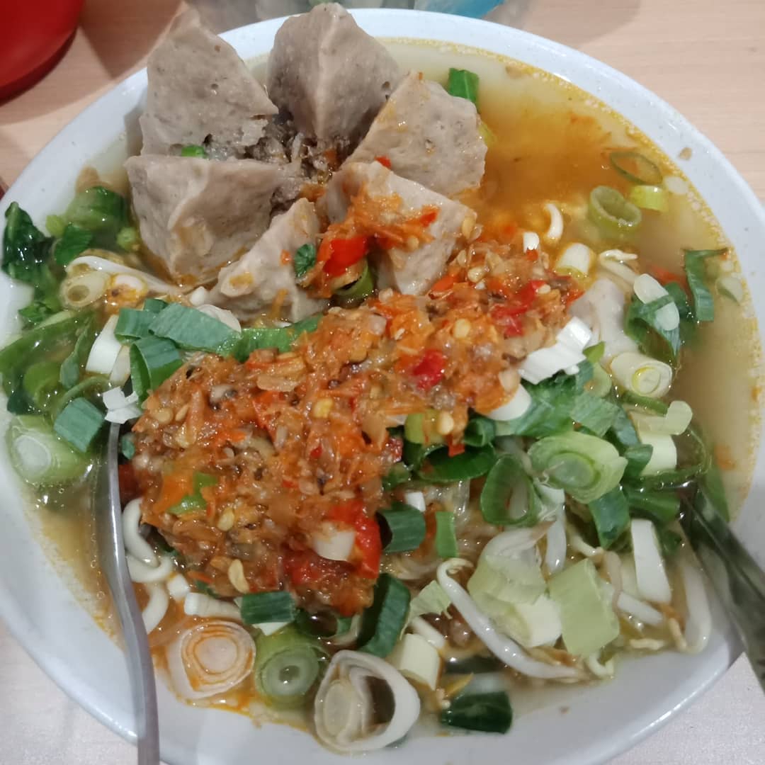 tempat-makan-bakso-enak-di-tangerang-06