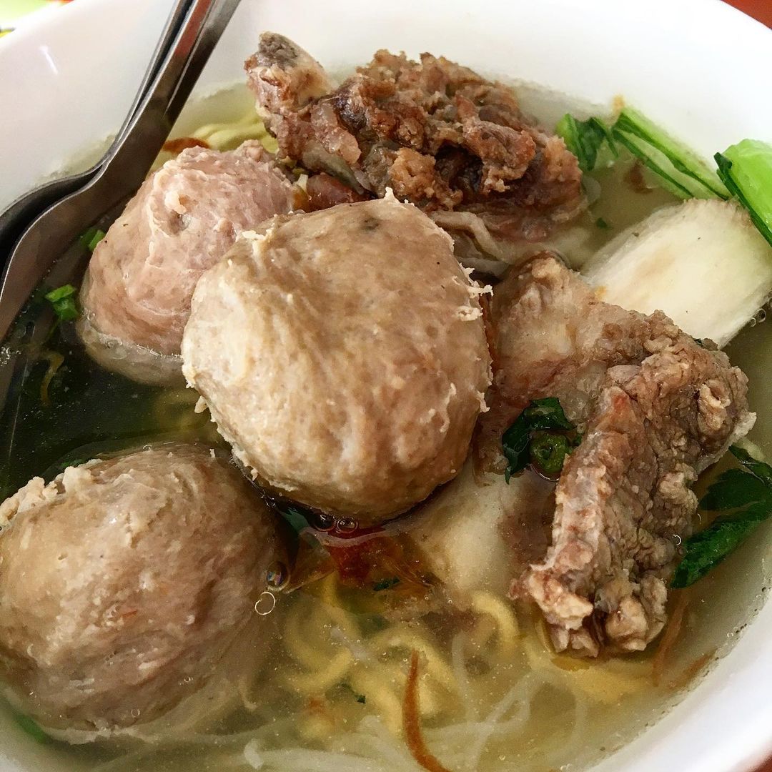 tempat-makan-bakso-enak-di-tangerang-10