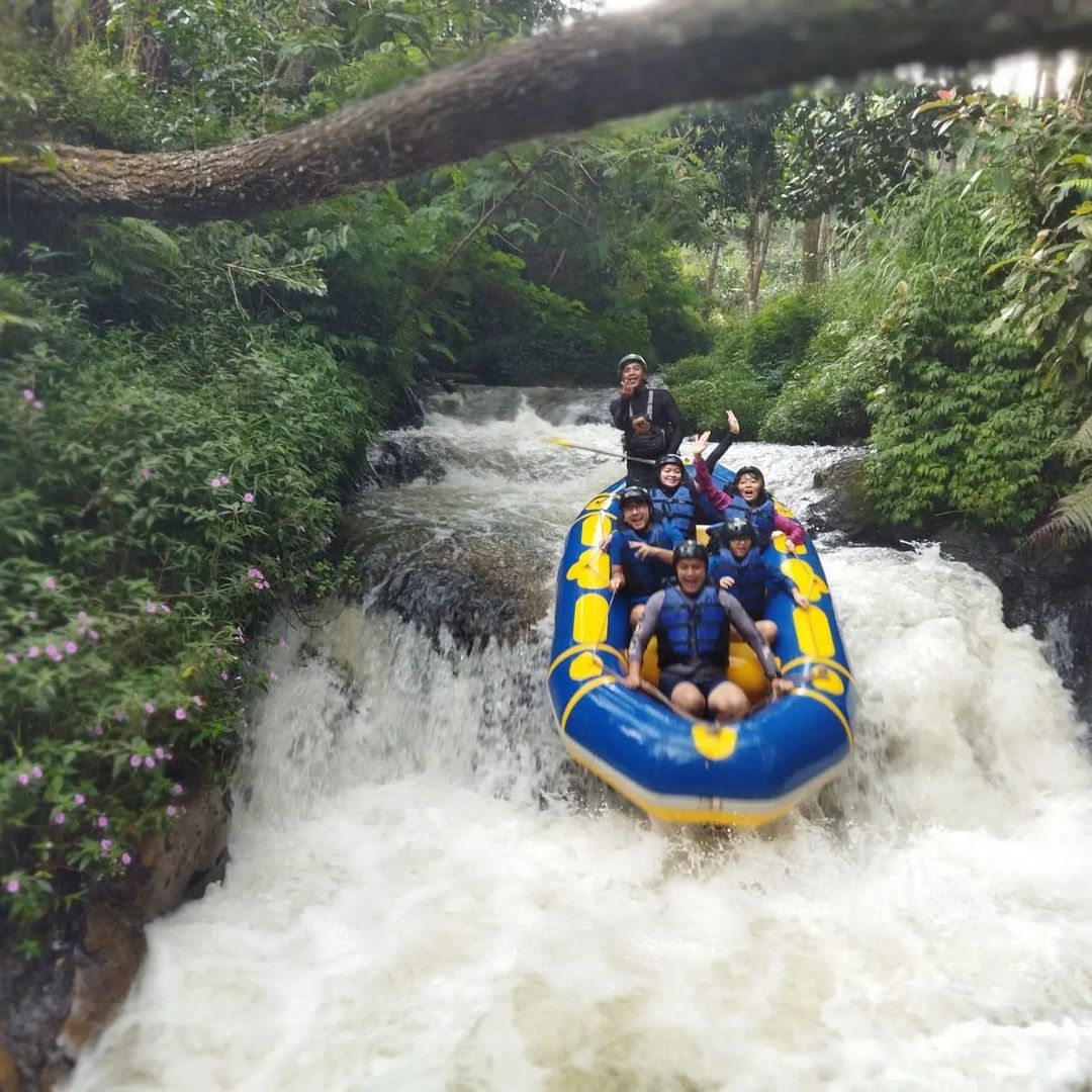 tempat-rafting-di-bandung-01