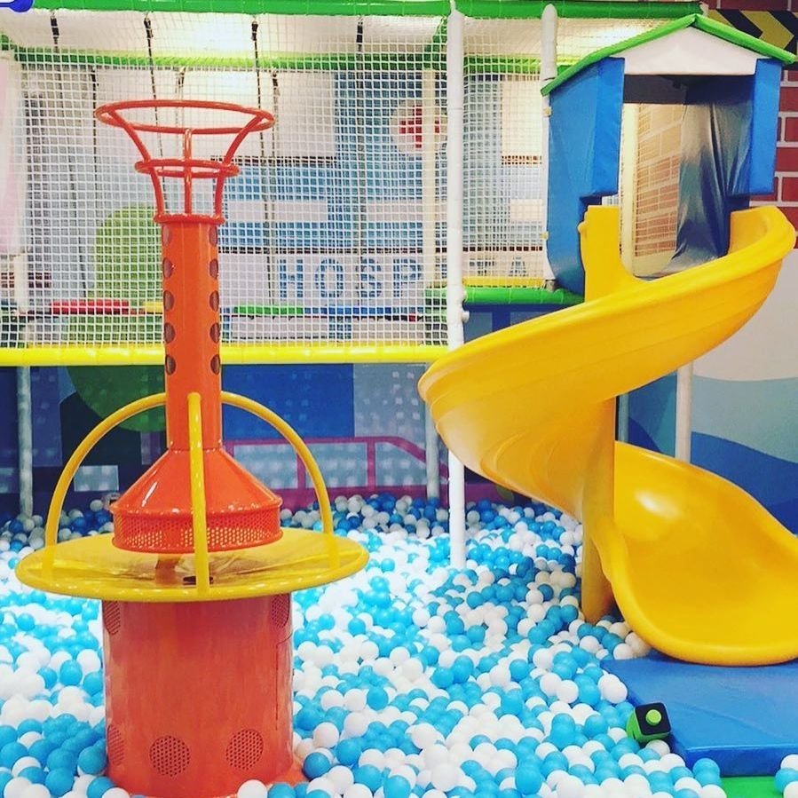 tempat indoor playground di surabaya
