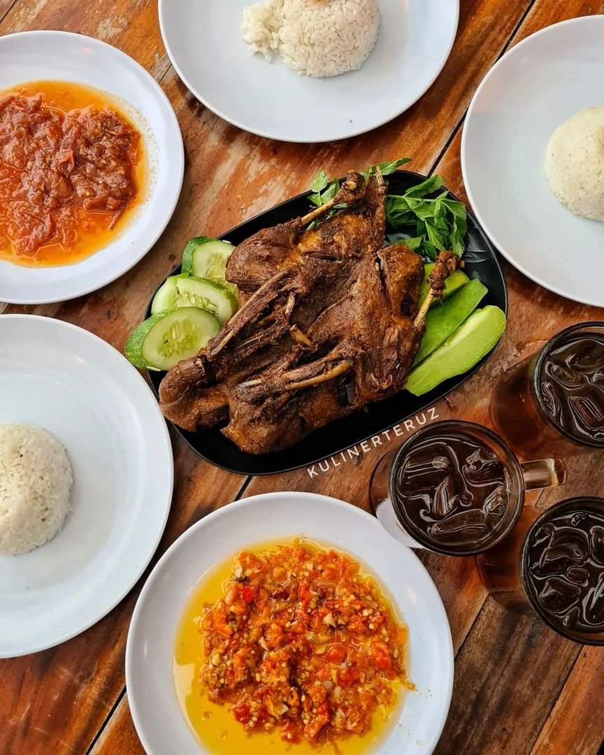 10 Tempat Makan Bebek di Jakarta Selatan yang Enak Parah!