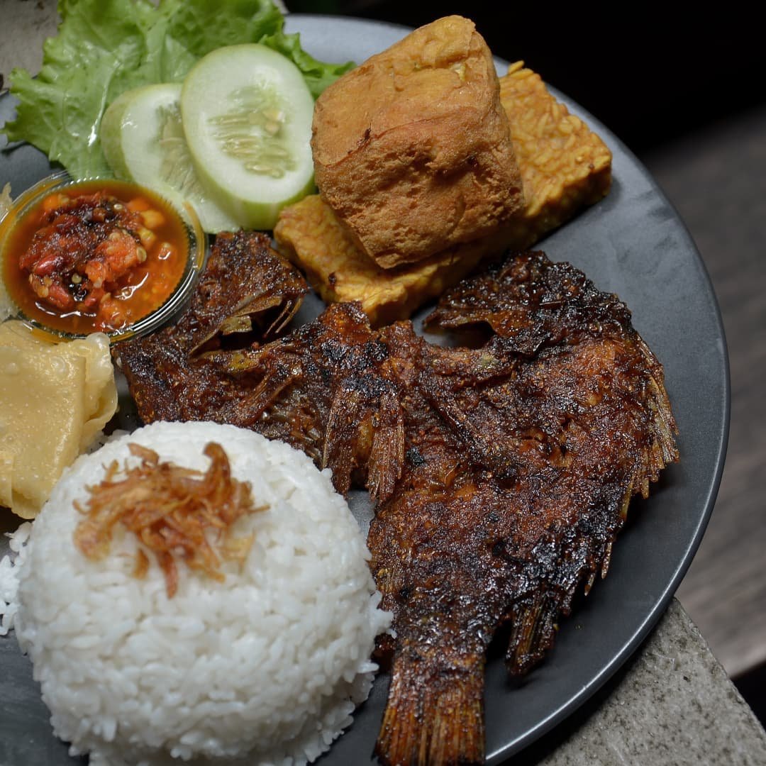 7 Tempat Makan Murah di Bintaro Anti Kantong Jebol