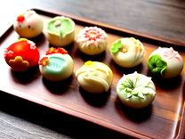 Mengenal Wagashi, Camilan Tradisional Jepang yang Memikat