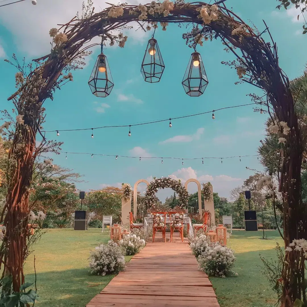 wedding-venue-outdoor-bandung-09